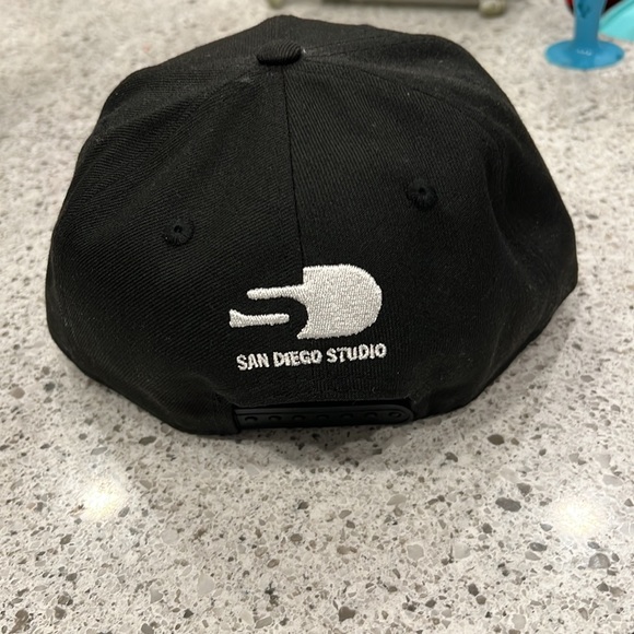 MLB the show Limited edition SnapBack - Picture 2 of 3